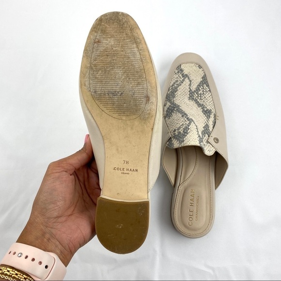𝅺COLE Haan Grand Series Ryan Mule in Pumice Stone Color sz 7B - Picture 12 of 16